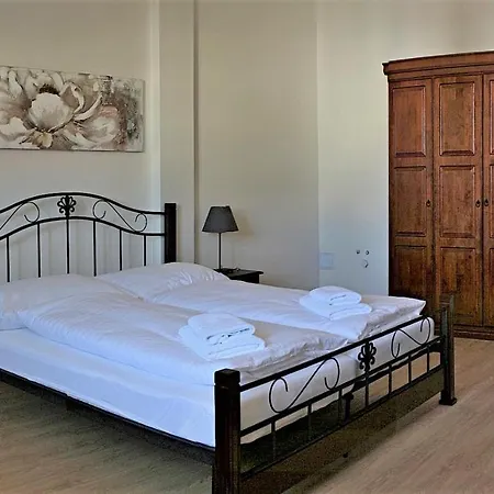 Kralovske Lazne 4* Poděbrady