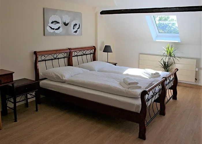 Kralovske Lazne 게스트하우스 포데브라디