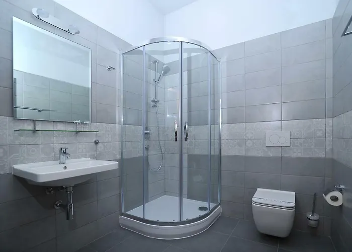 Kralovske Lazne 게스트하우스 포데브라디